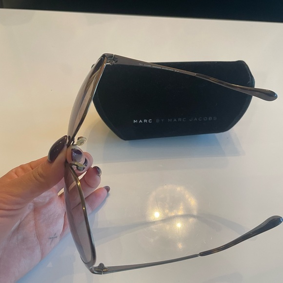 Marc by Marc Jacobs Brown Sunglasses - Picture 7 of 8